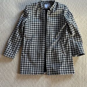 Carolina Belle Black and White Houndstooth Trench Coat